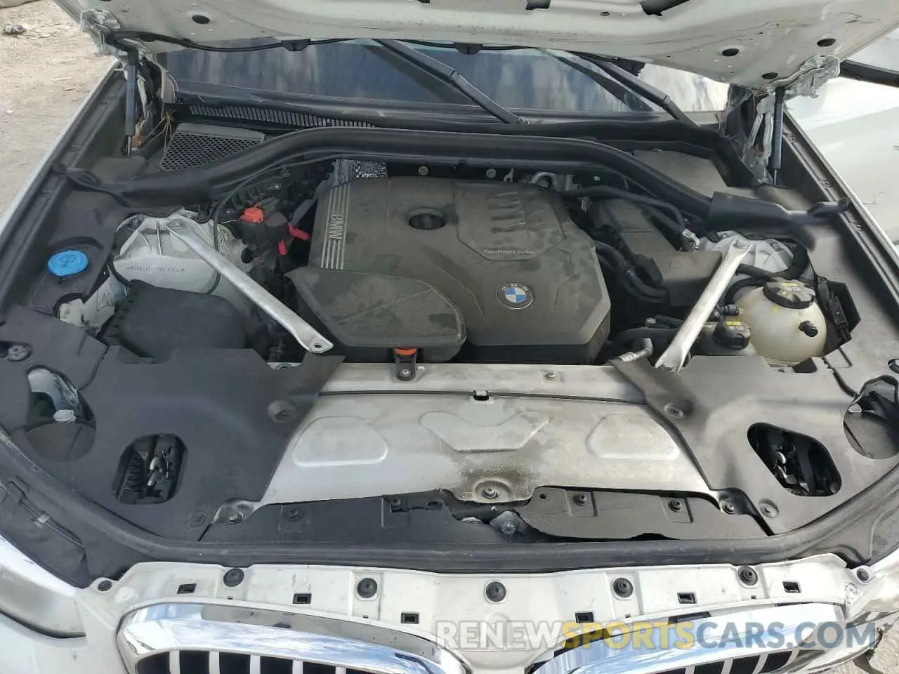 12 Photograph of a damaged car 5UXTY3C07M9F95824 BMW X3 2021