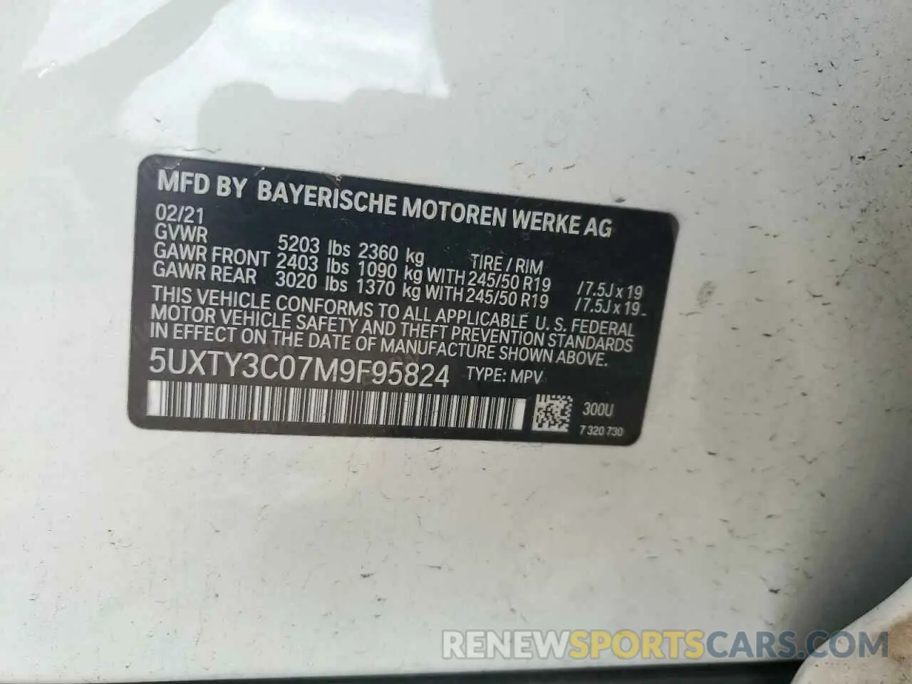 13 Photograph of a damaged car 5UXTY3C07M9F95824 BMW X3 2021