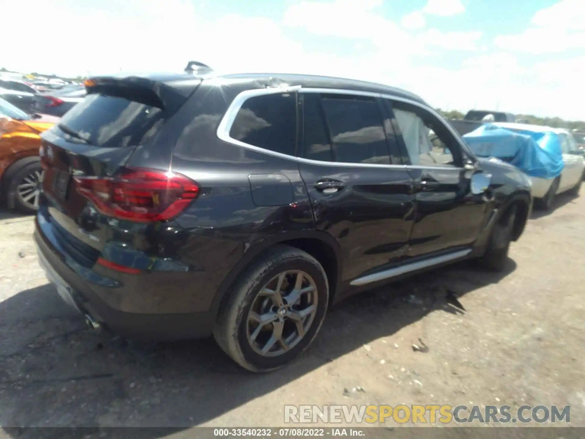 4 Photograph of a damaged car 5UXTY3C07M9H48797 BMW X3 2021