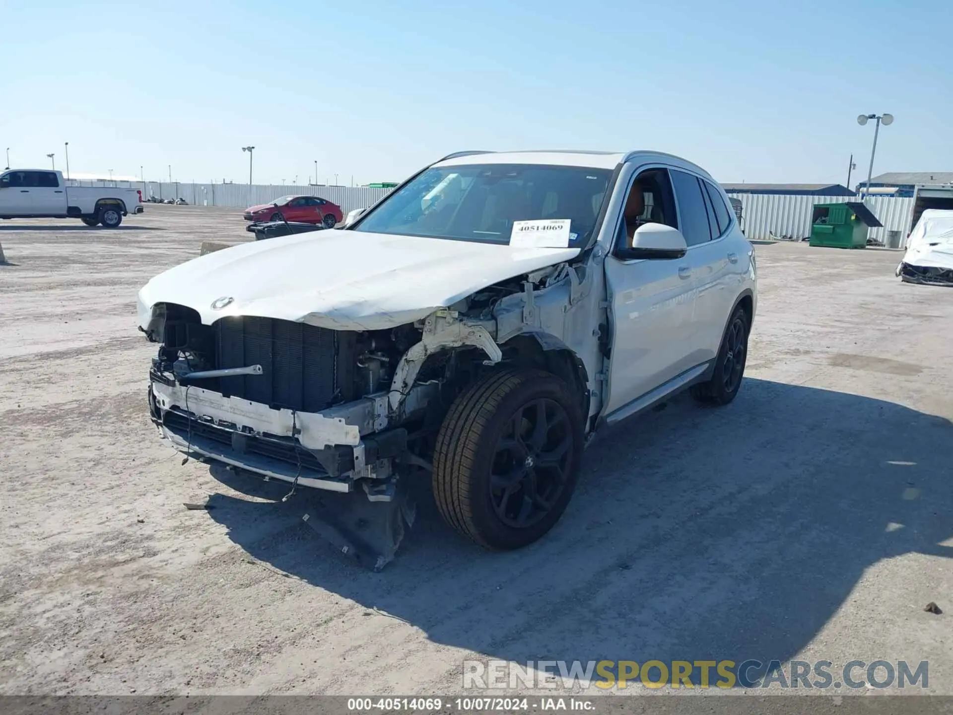 2 Photograph of a damaged car 5UXTY3C07M9H88586 BMW X3 2021