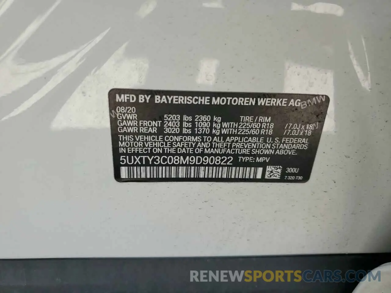 14 Photograph of a damaged car 5UXTY3C08M9D90822 BMW X3 2021