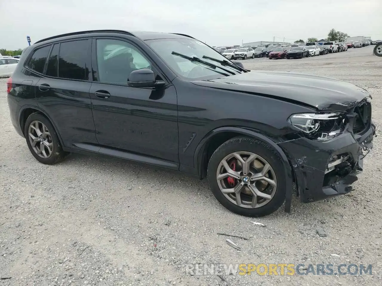 4 Photograph of a damaged car 5UXTY3C08M9E13337 BMW X3 2021