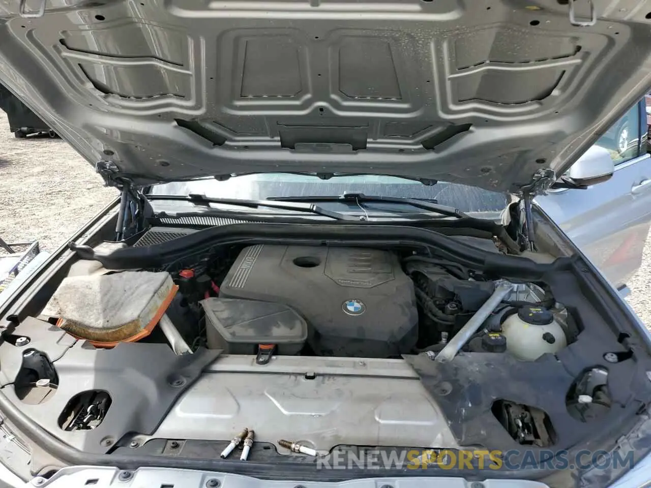 12 Photograph of a damaged car 5UXTY3C08M9E37198 BMW X3 2021