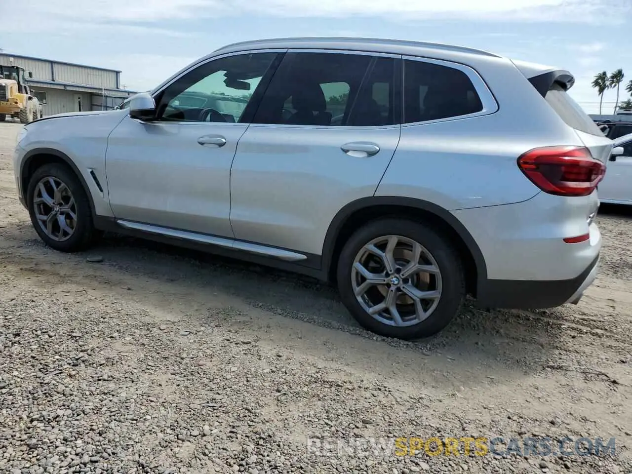 2 Photograph of a damaged car 5UXTY3C08M9E37198 BMW X3 2021
