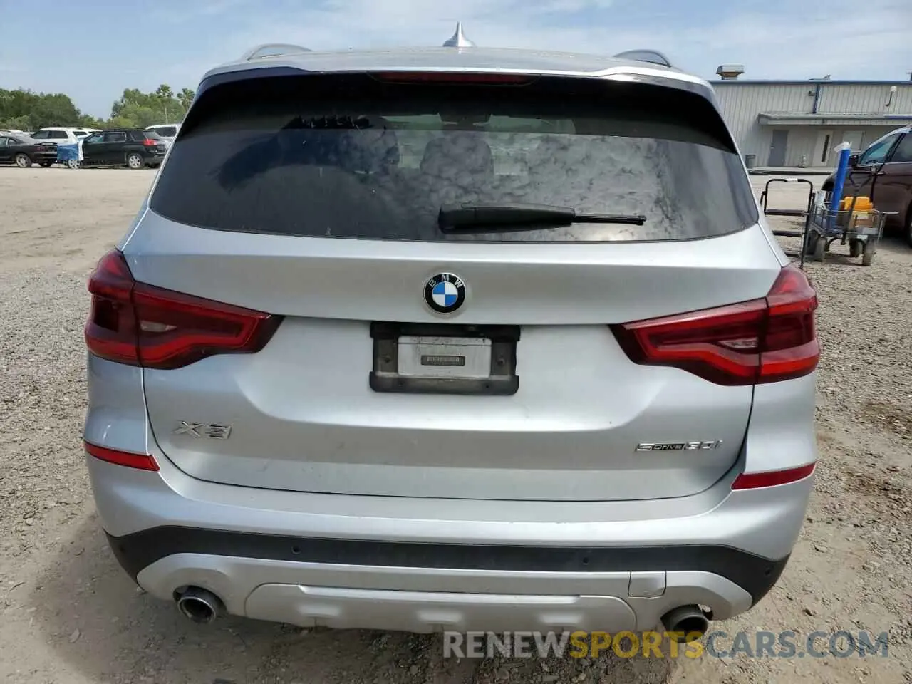 6 Photograph of a damaged car 5UXTY3C08M9E37198 BMW X3 2021