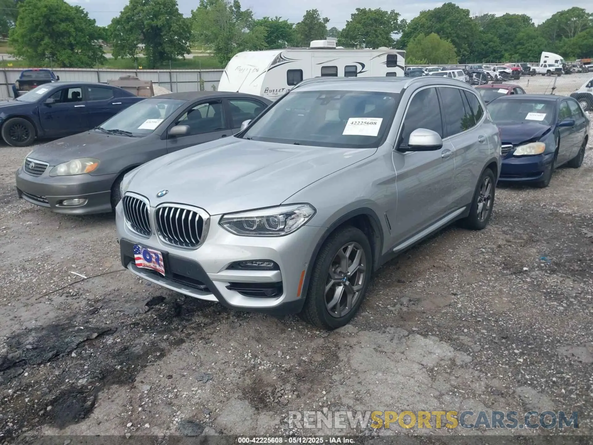 2 Photograph of a damaged car 5UXTY3C09M9E14741 BMW X3 2021