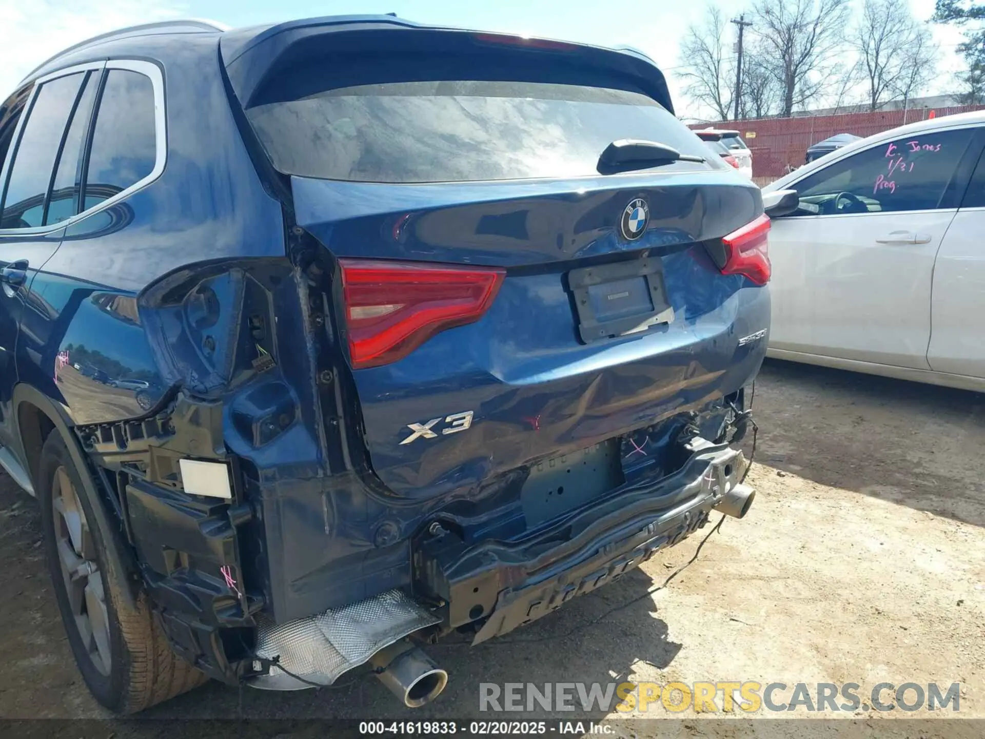 6 Photograph of a damaged car 5UXTY3C09M9E25058 BMW X3 2021
