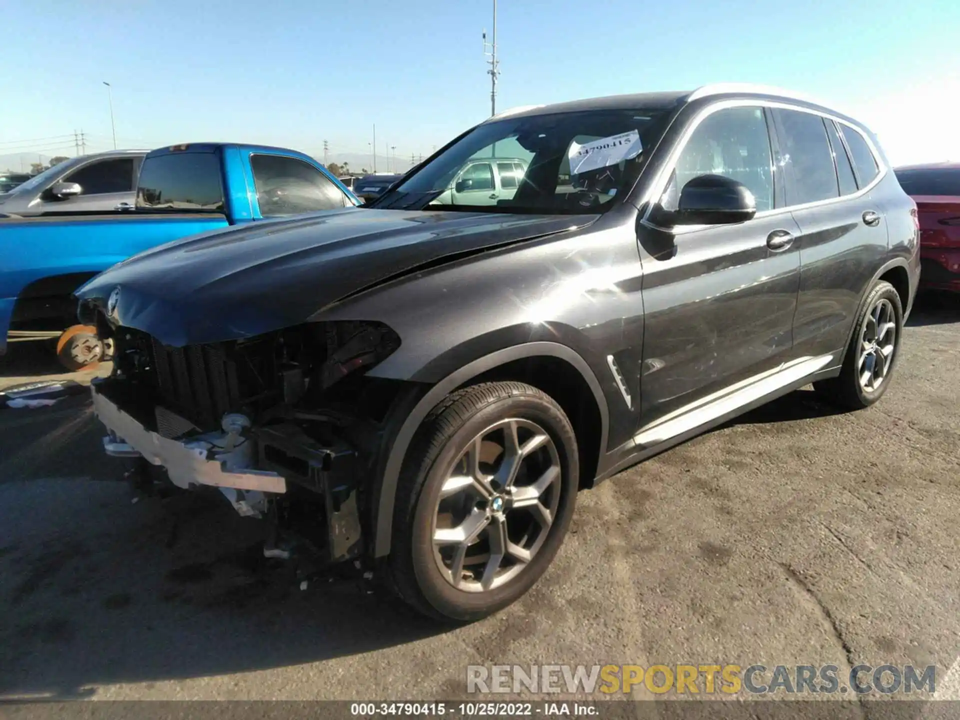 2 Photograph of a damaged car 5UXTY3C09M9F20283 BMW X3 2021