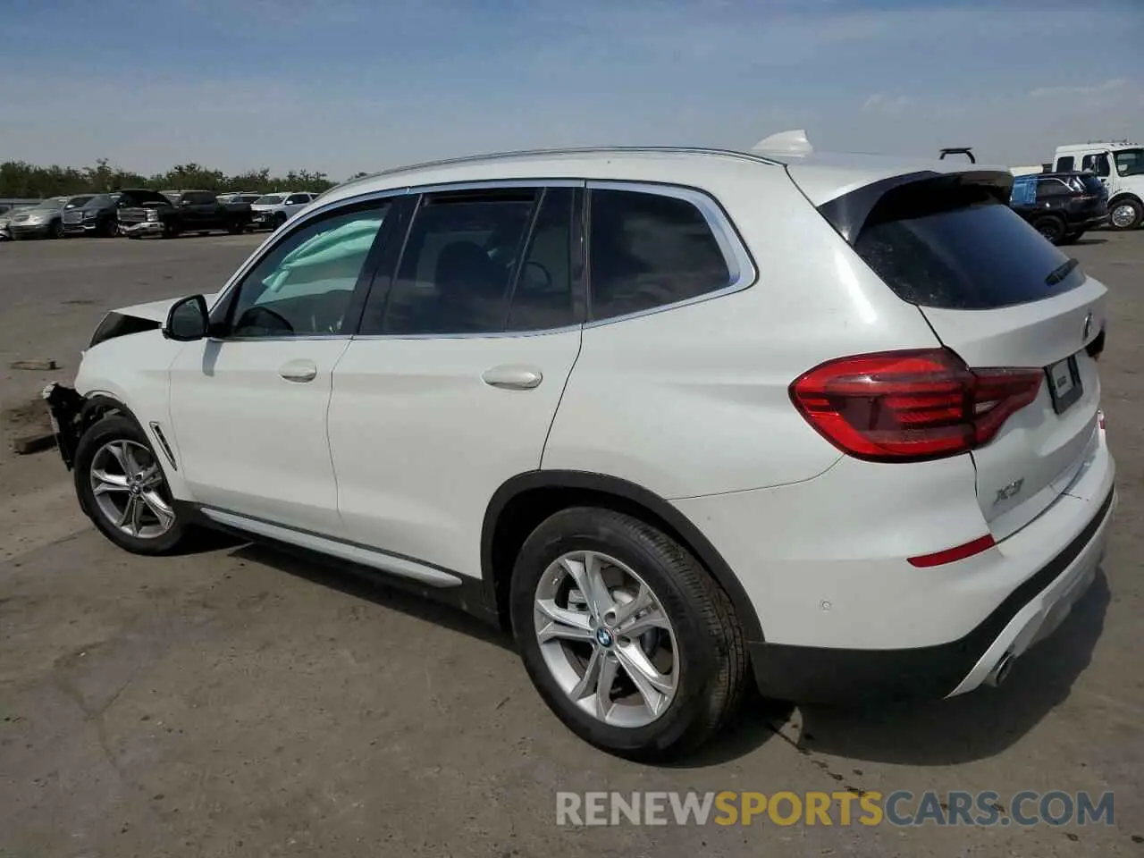 2 Photograph of a damaged car 5UXTY3C09M9F20946 BMW X3 2021