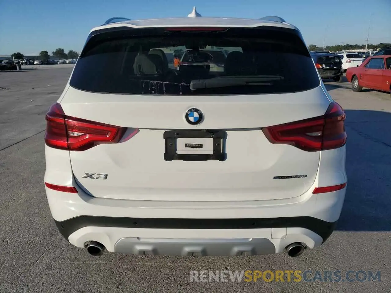 6 Photograph of a damaged car 5UXTY3C0XM9E69148 BMW X3 2021
