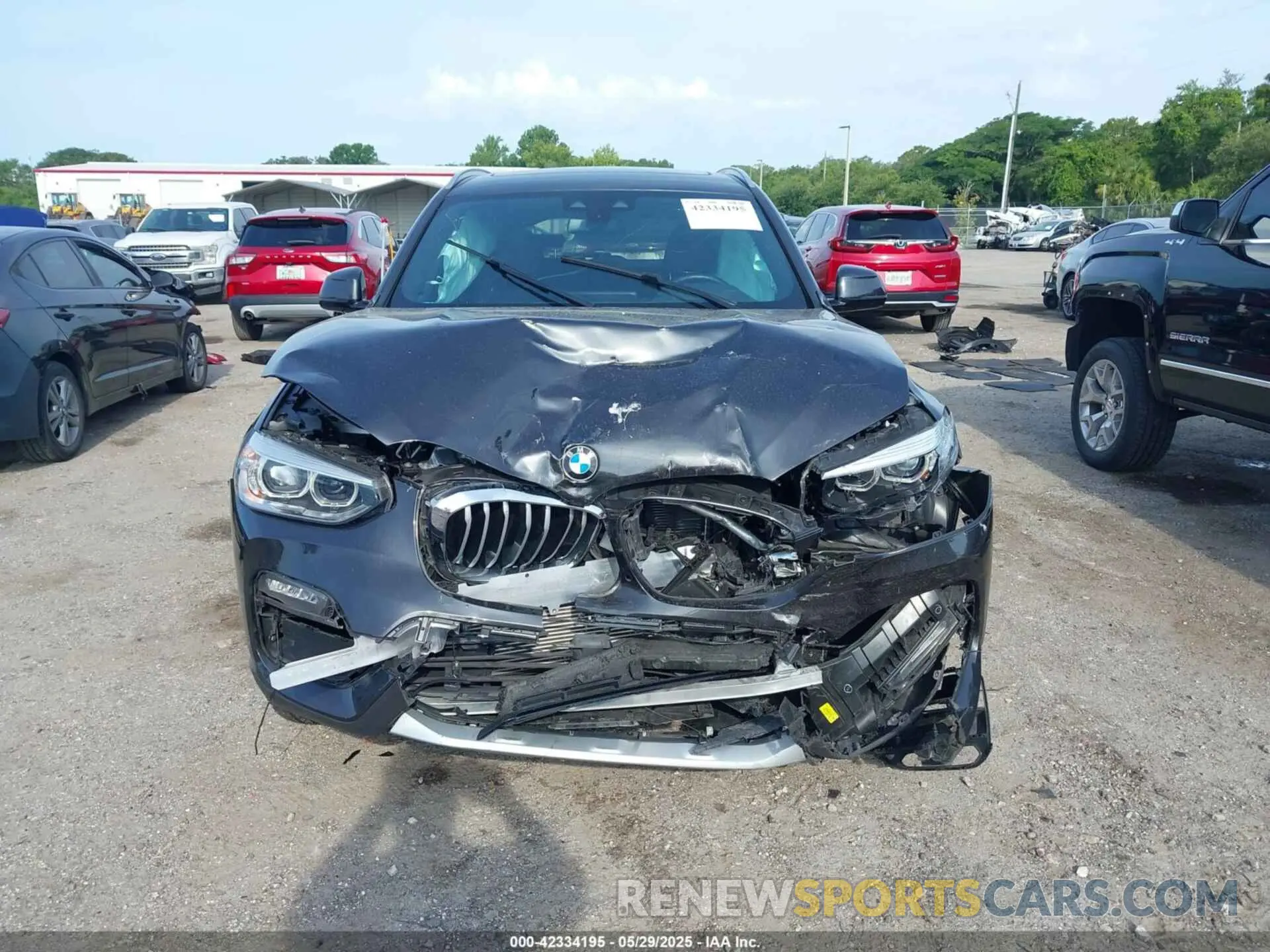 6 Photograph of a damaged car 5UXTY3C0XM9H12599 BMW X3 2021