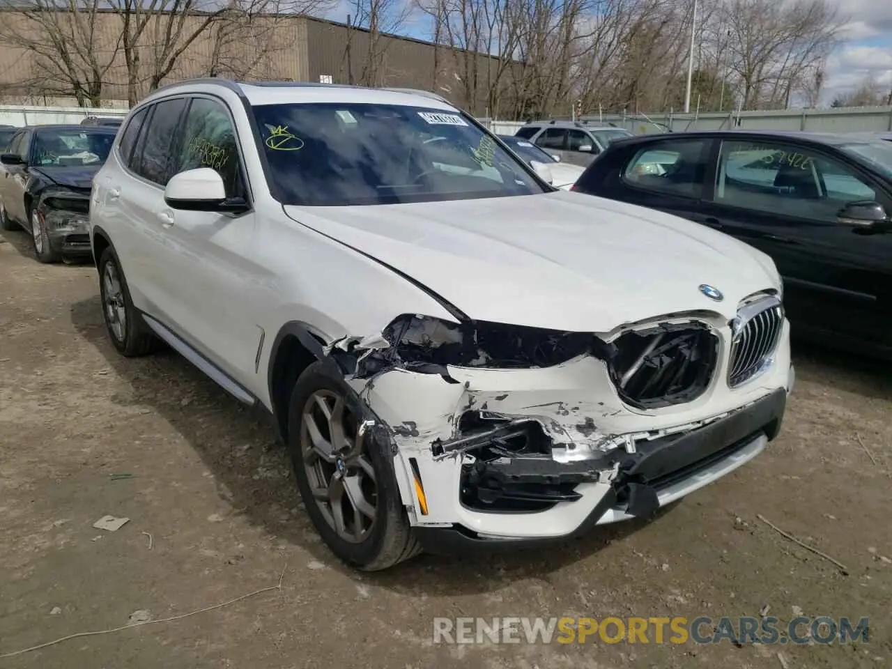 1 Photograph of a damaged car 5UXTY5C00M9E81143 BMW X3 2021