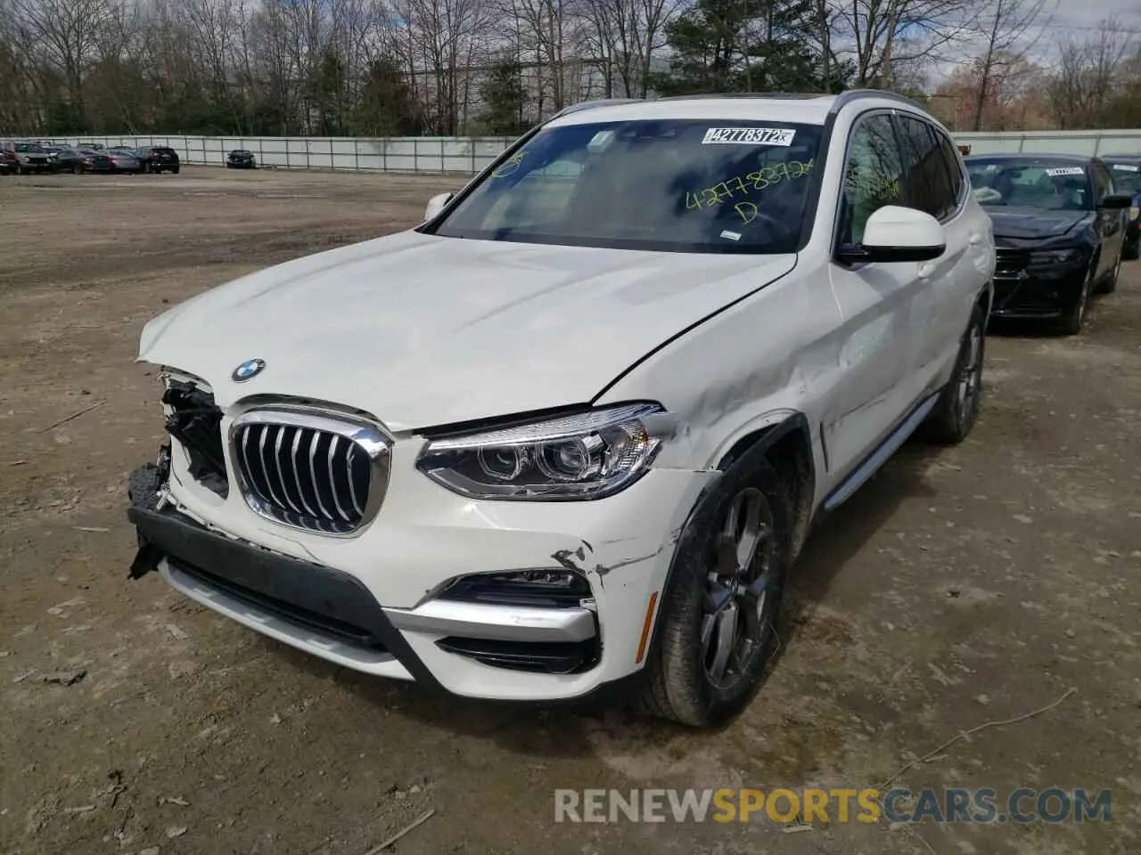 2 Photograph of a damaged car 5UXTY5C00M9E81143 BMW X3 2021