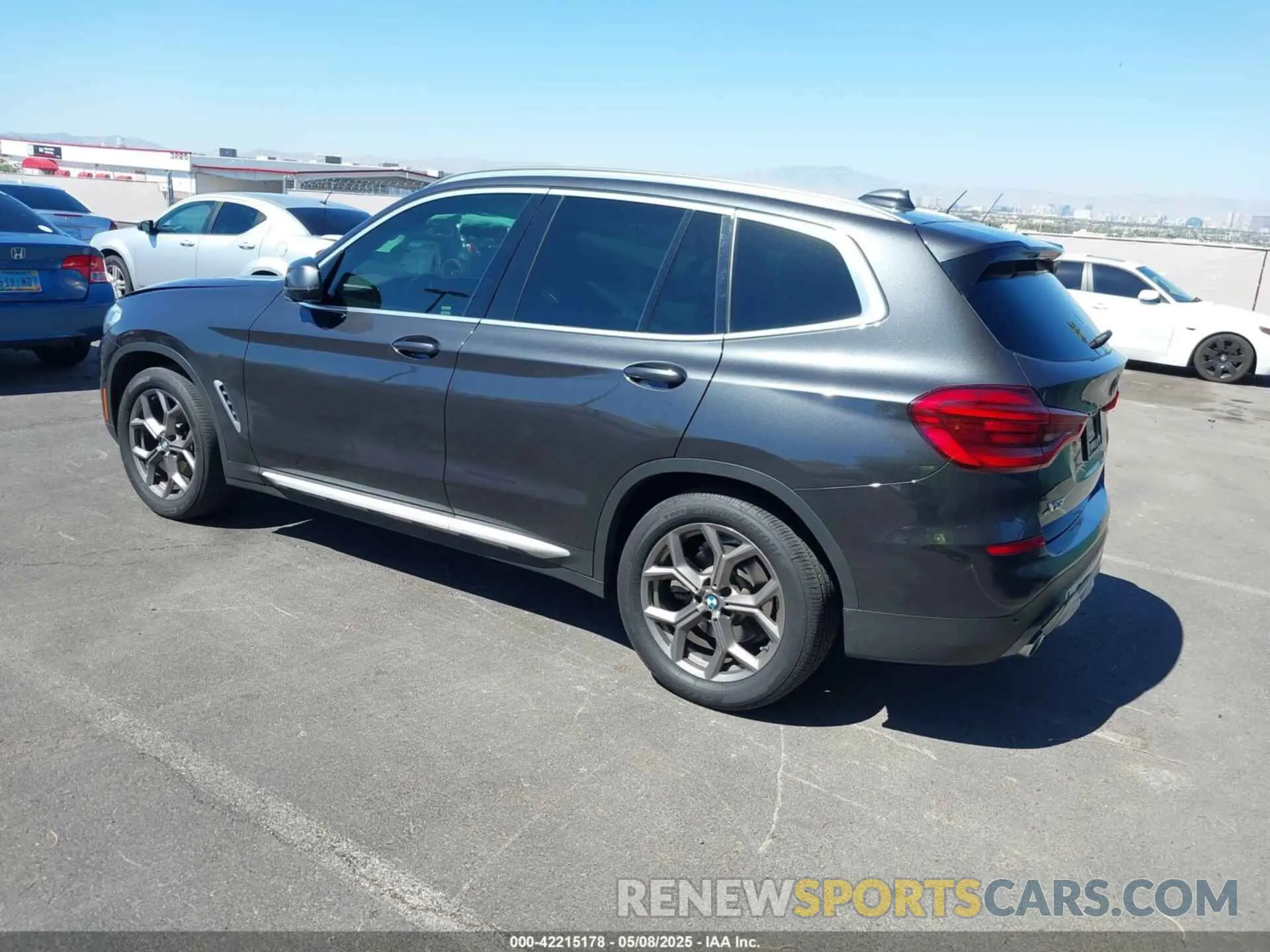 3 Photograph of a damaged car 5UXTY5C00M9E87427 BMW X3 2021