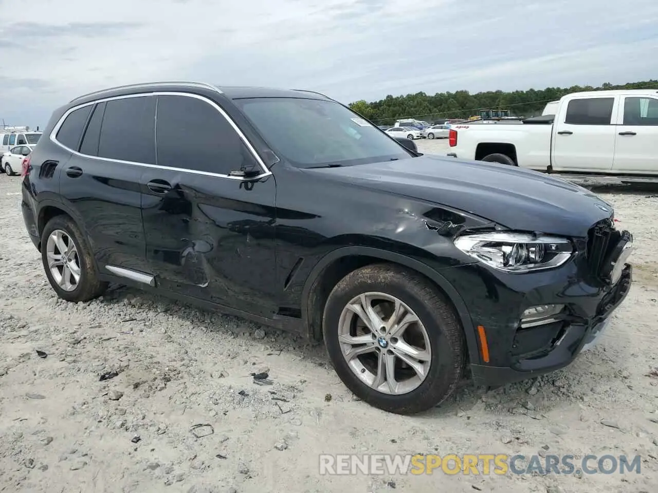 4 Photograph of a damaged car 5UXTY5C00M9F99211 BMW X3 2021