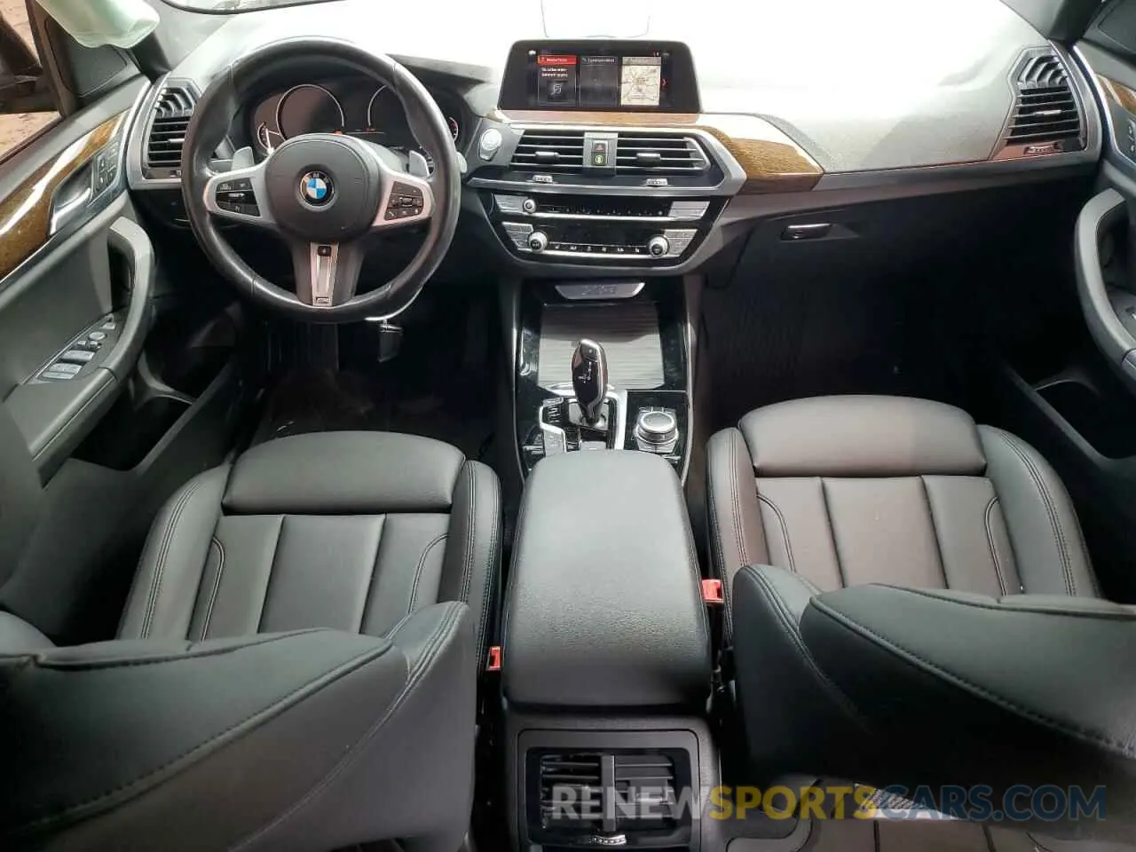 8 Photograph of a damaged car 5UXTY5C00M9F99211 BMW X3 2021