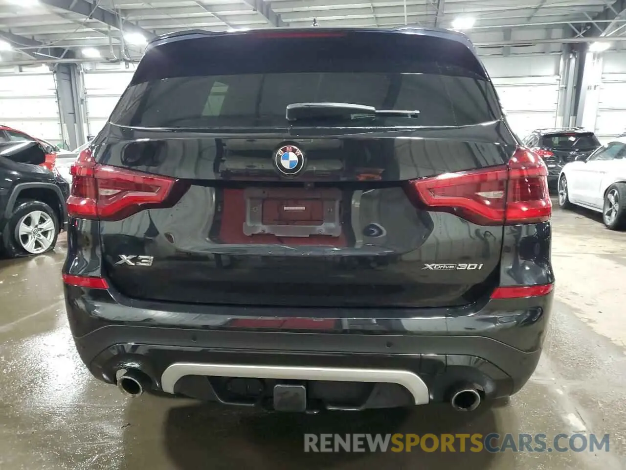 6 Photograph of a damaged car 5UXTY5C00M9G20803 BMW X3 2021