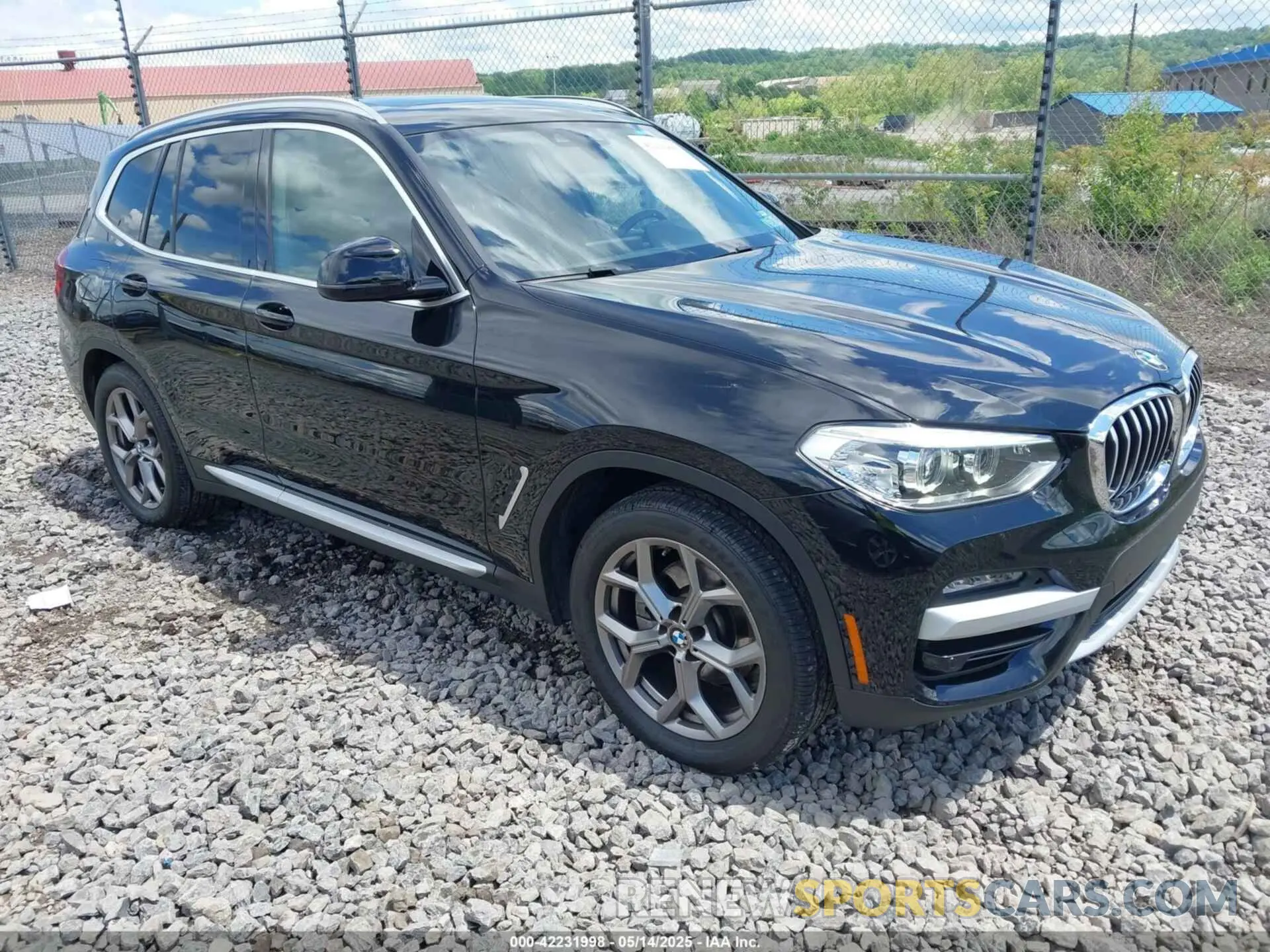 1 Photograph of a damaged car 5UXTY5C00M9H04412 BMW X3 2021