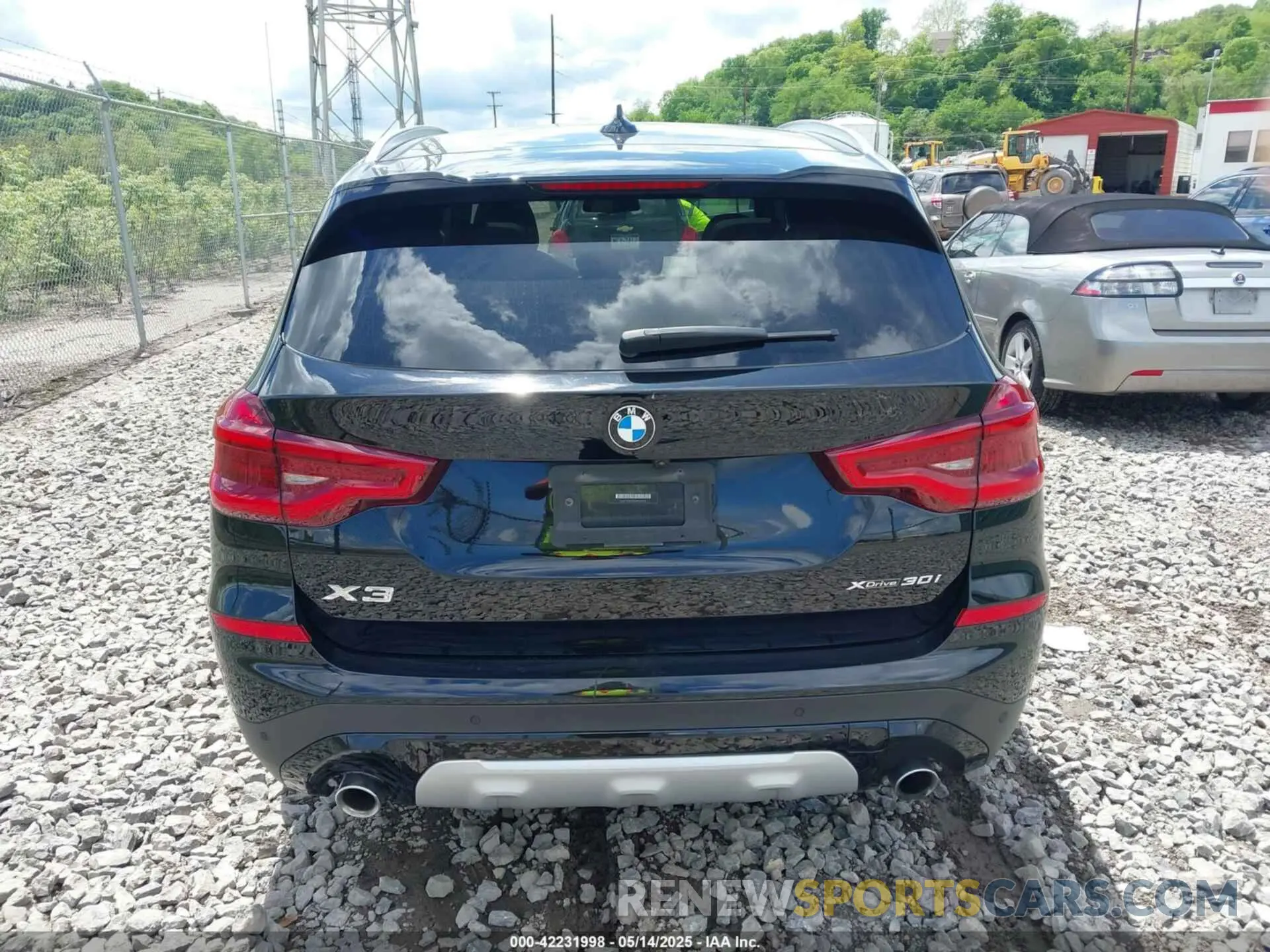 16 Photograph of a damaged car 5UXTY5C00M9H04412 BMW X3 2021