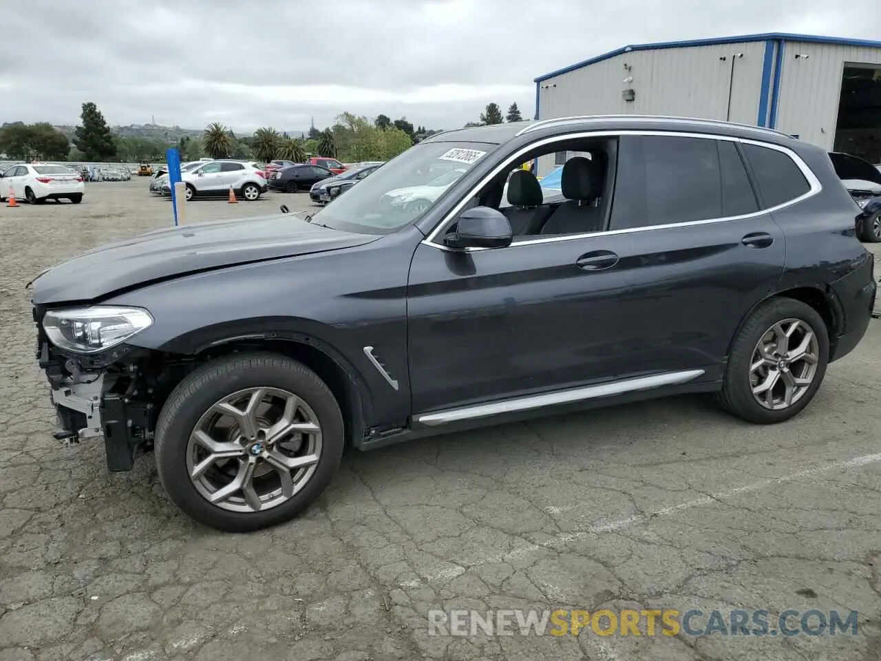 1 Photograph of a damaged car 5UXTY5C00M9H56123 BMW X3 2021