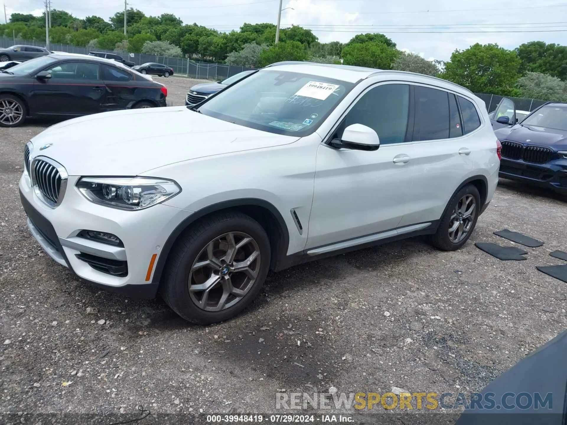 2 Photograph of a damaged car 5UXTY5C01M9E45736 BMW X3 2021