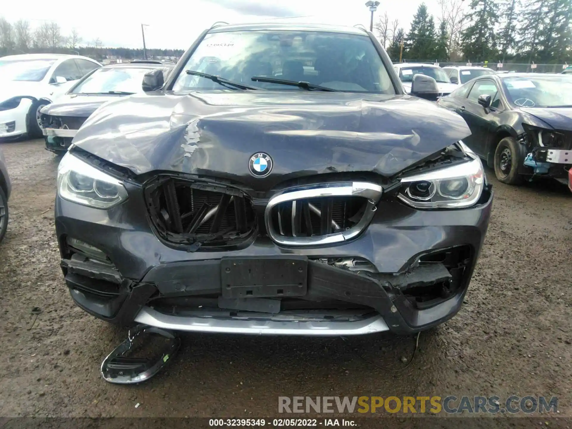 6 Photograph of a damaged car 5UXTY5C01M9F12643 BMW X3 2021