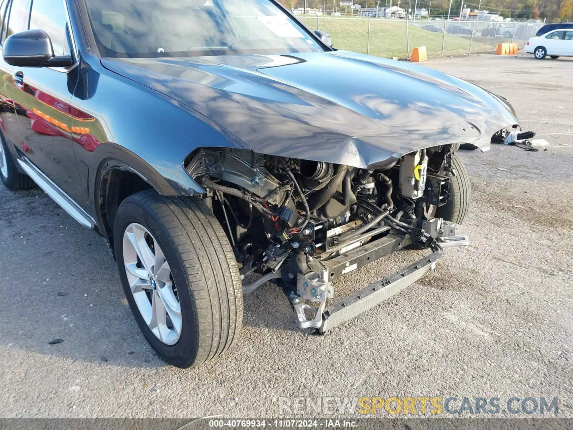 6 Photograph of a damaged car 5UXTY5C01M9F33198 BMW X3 2021