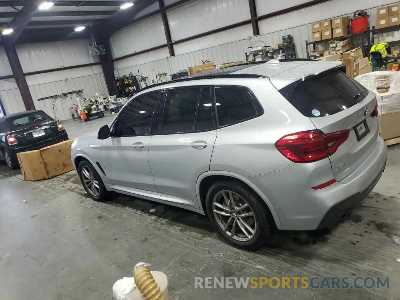 2 Photograph of a damaged car 5UXTY5C01M9F82465 BMW X3 2021