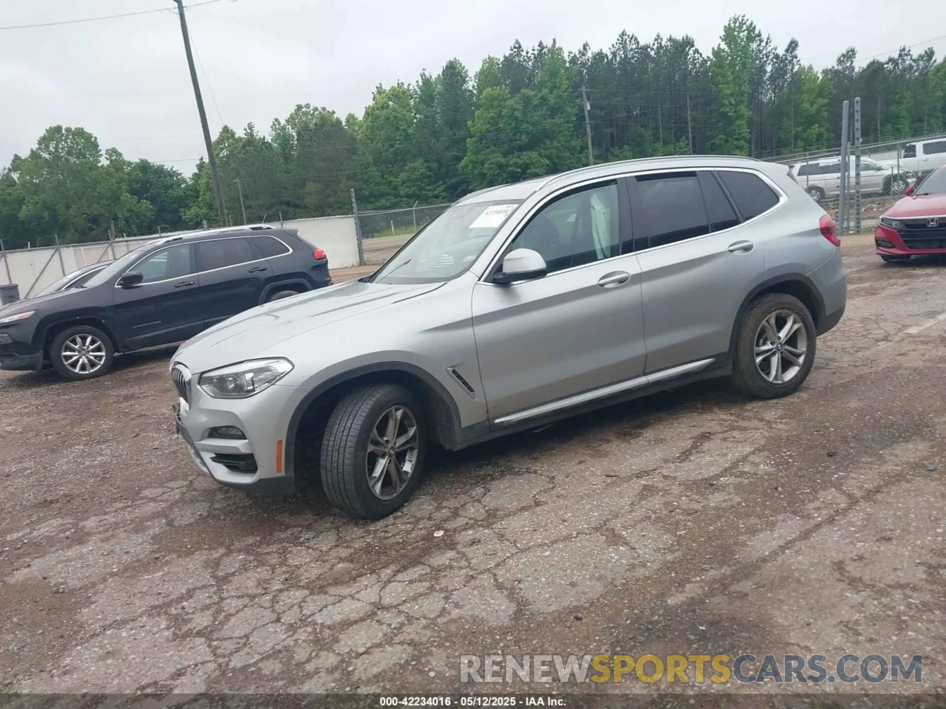 2 Photograph of a damaged car 5UXTY5C01M9H22613 BMW X3 2021