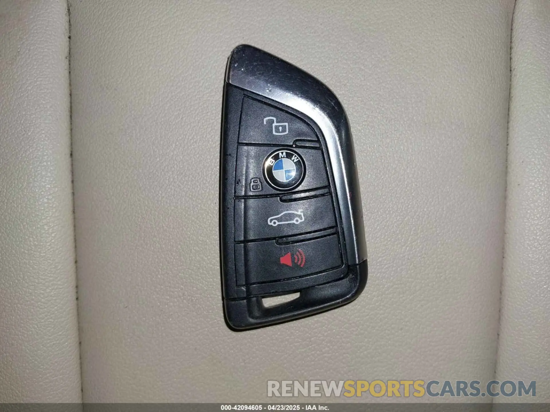 11 Photograph of a damaged car 5UXTY5C01M9H40531 BMW X3 2021