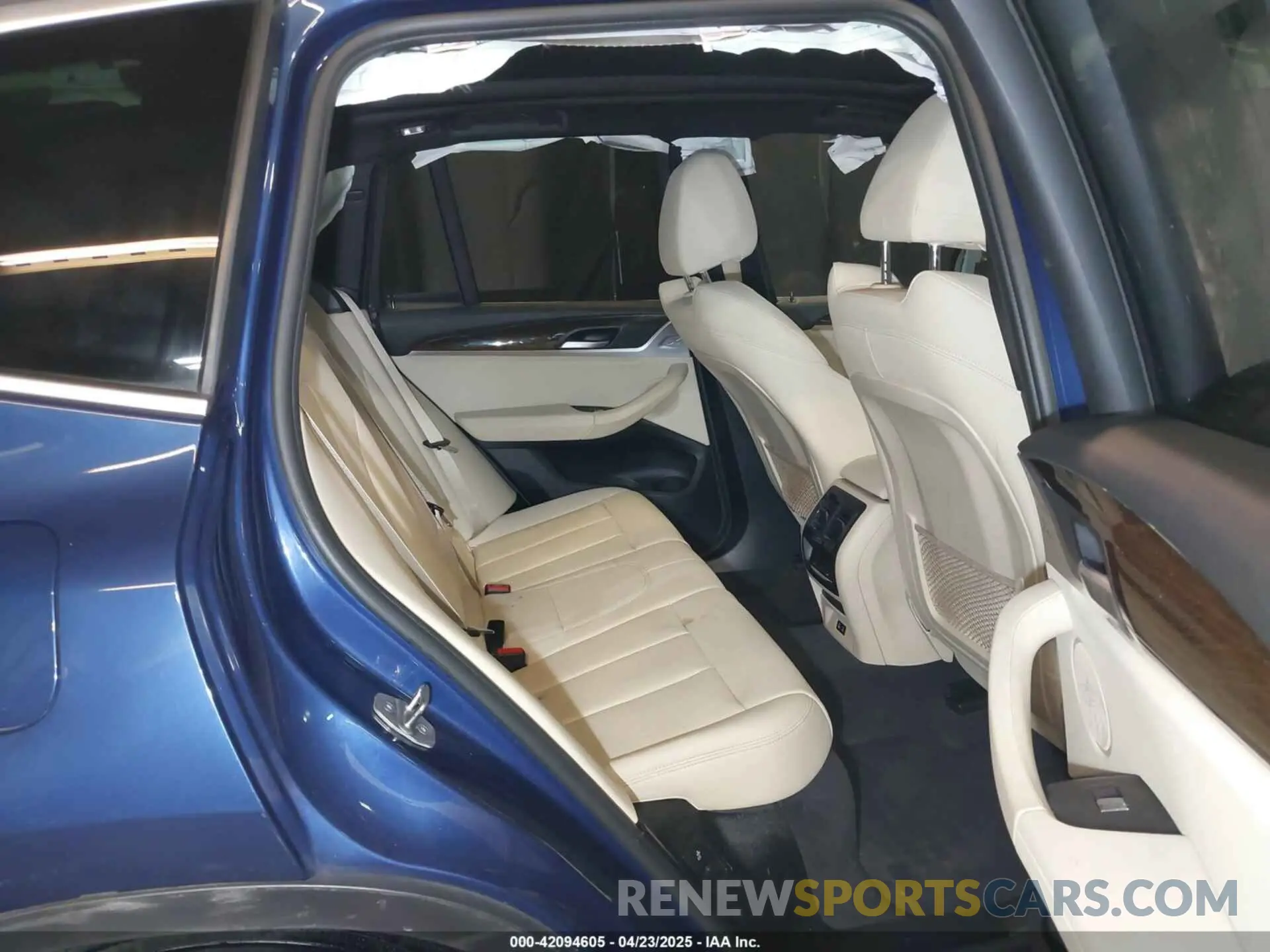 8 Photograph of a damaged car 5UXTY5C01M9H40531 BMW X3 2021