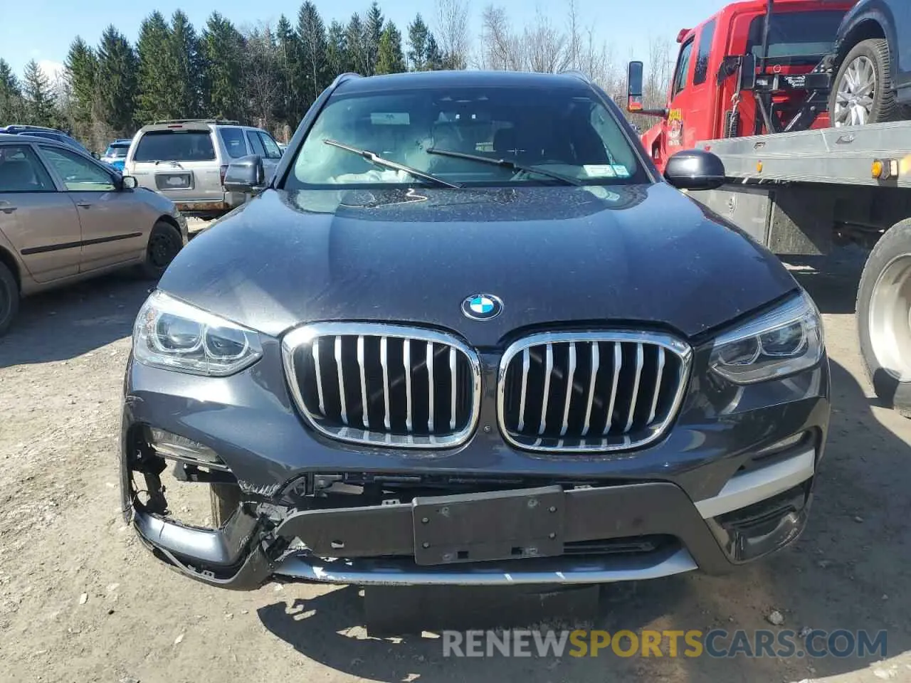 5 Photograph of a damaged car 5UXTY5C01M9H95240 BMW X3 2021