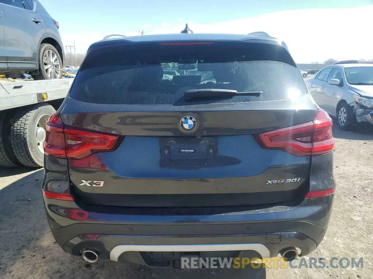 6 Photograph of a damaged car 5UXTY5C01M9H95240 BMW X3 2021
