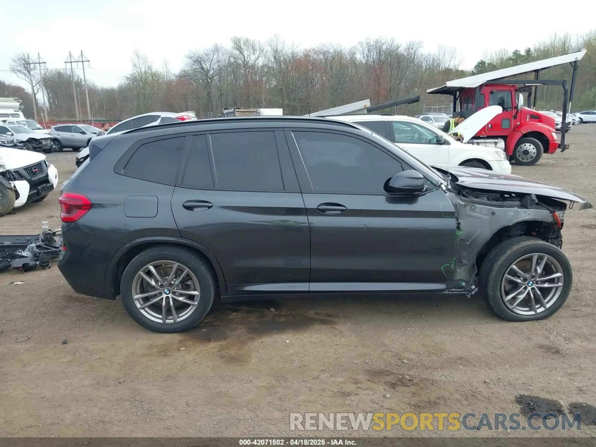 13 Photograph of a damaged car 5UXTY5C02M9E19758 BMW X3 2021