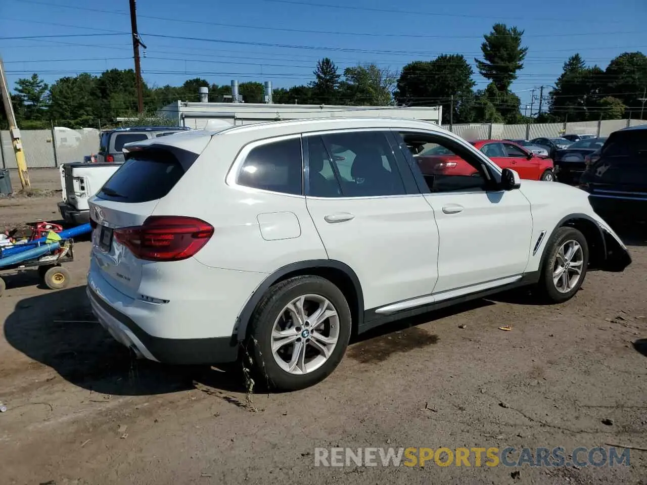 3 Photograph of a damaged car 5UXTY5C02M9E67096 BMW X3 2021