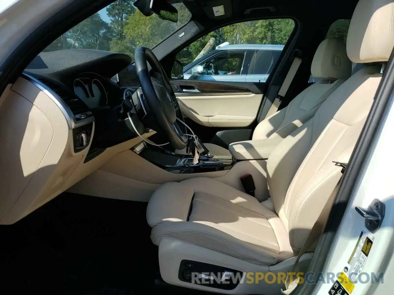 7 Photograph of a damaged car 5UXTY5C02M9G11570 BMW X3 2021