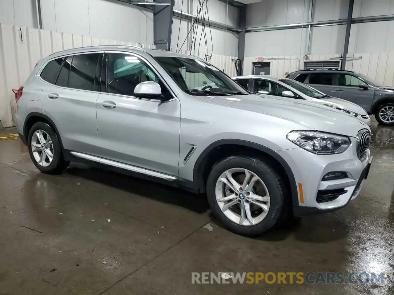 4 Photograph of a damaged car 5UXTY5C02M9G25789 BMW X3 2021