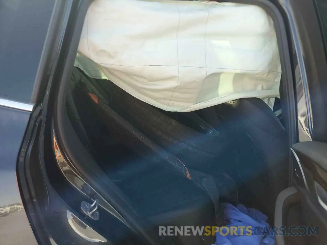 11 Photograph of a damaged car 5UXTY5C02M9H10261 BMW X3 2021