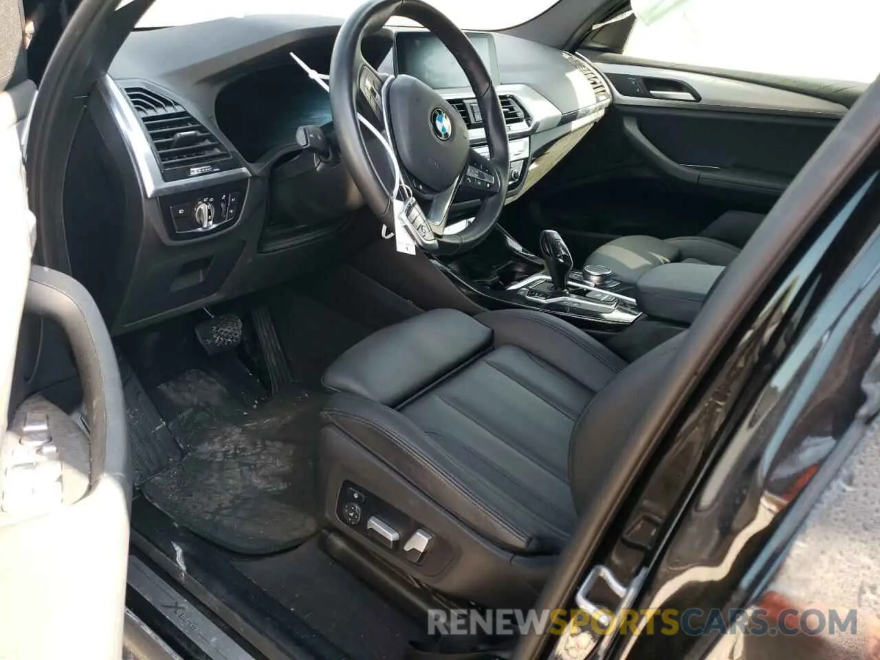 8 Photograph of a damaged car 5UXTY5C02M9H37136 BMW X3 2021