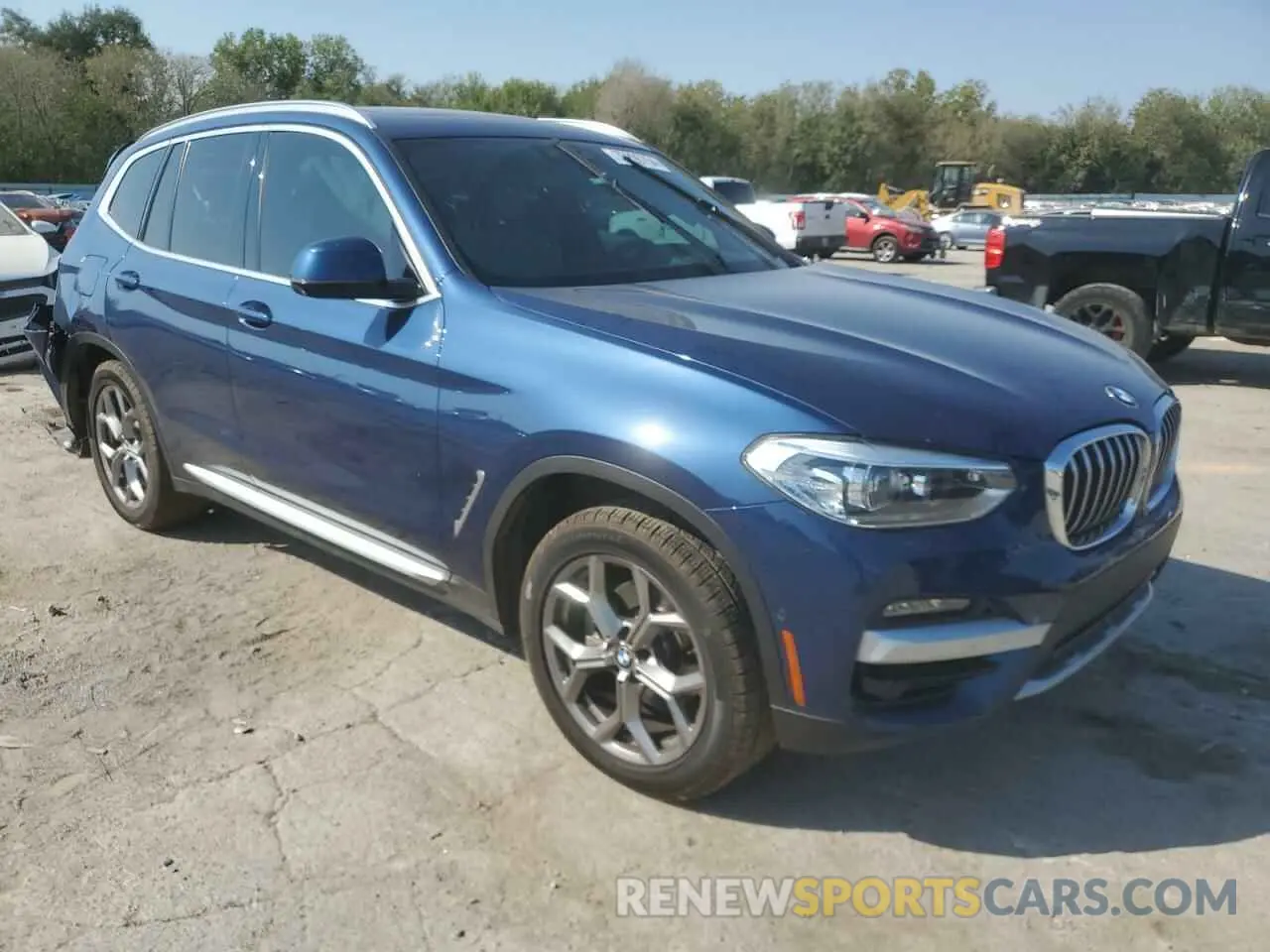 4 Photograph of a damaged car 5UXTY5C03M9E68676 BMW X3 2021