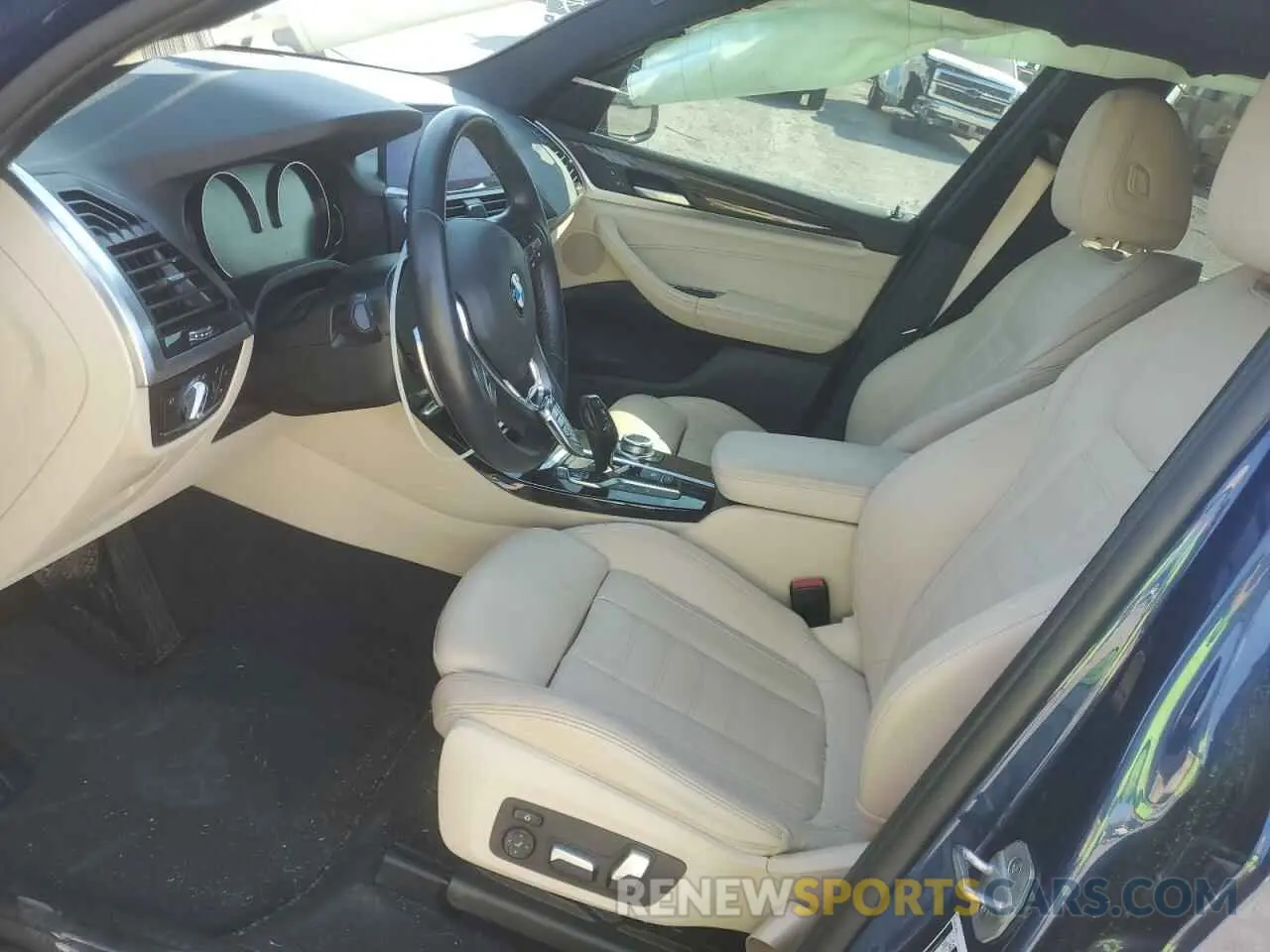 7 Photograph of a damaged car 5UXTY5C03M9E68676 BMW X3 2021