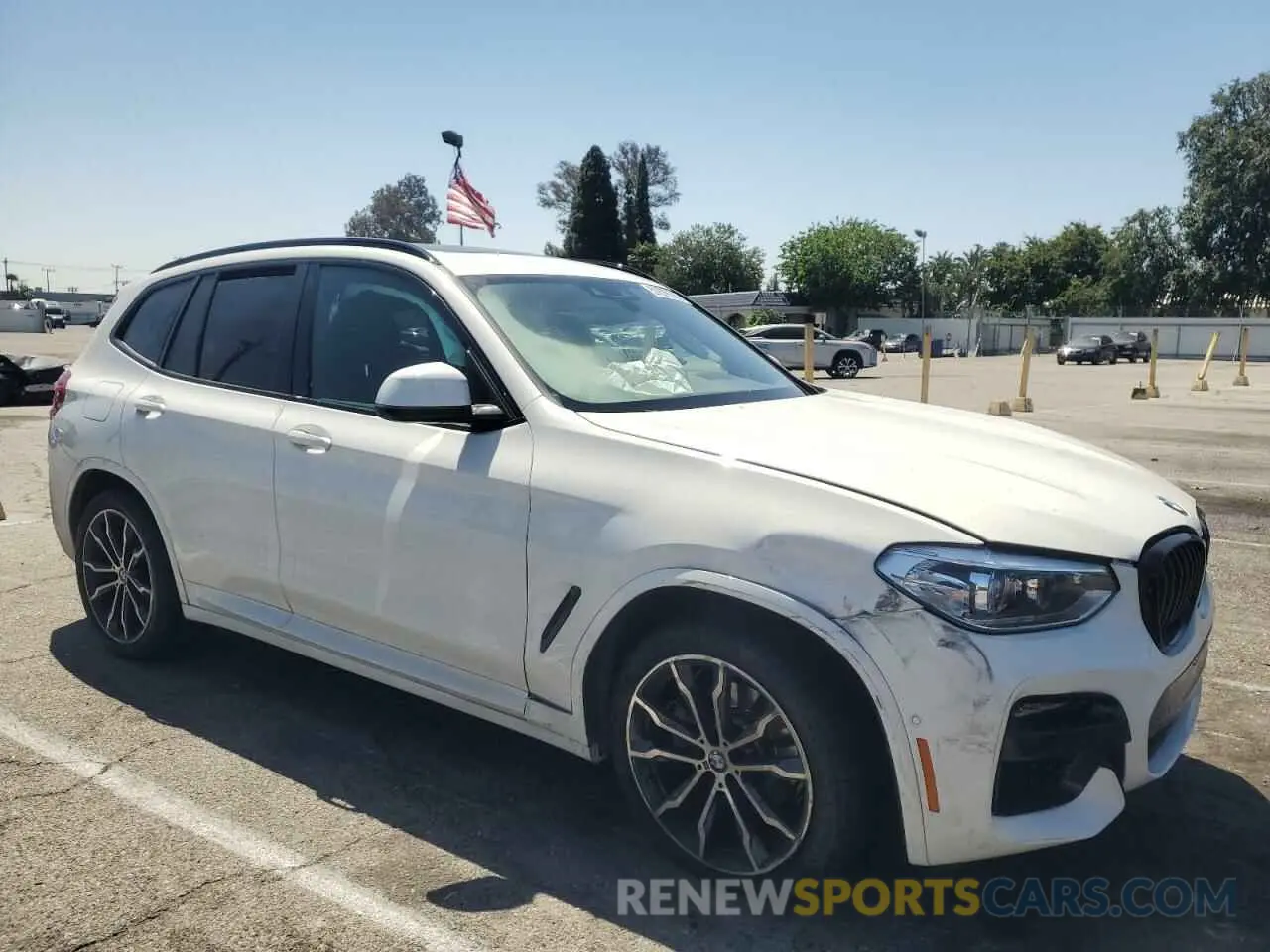4 Photograph of a damaged car 5UXTY5C03M9E84599 BMW X3 2021