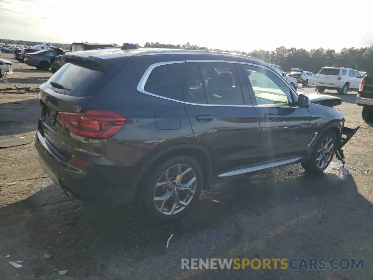 3 Photograph of a damaged car 5UXTY5C03M9F93936 BMW X3 2021