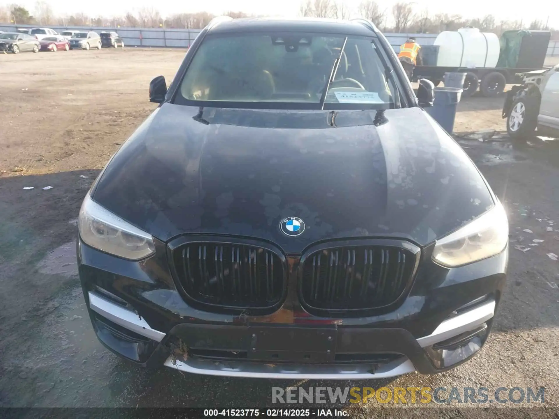 6 Photograph of a damaged car 5UXTY5C04M9F57544 BMW X3 2021