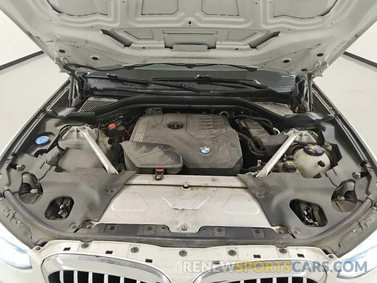 12 Photograph of a damaged car 5UXTY5C04M9G04295 BMW X3 2021