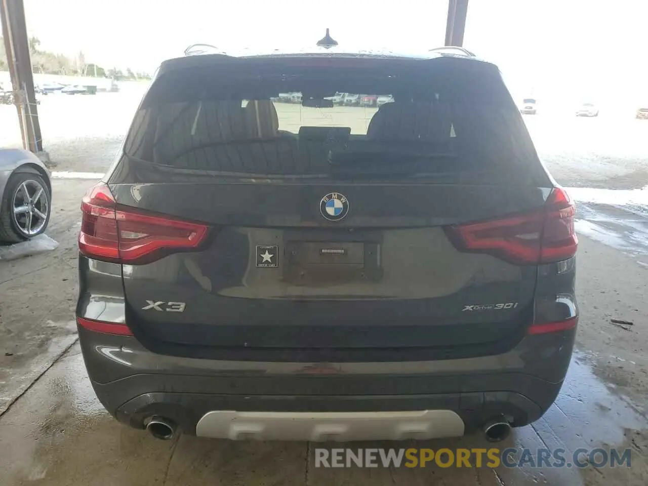 6 Photograph of a damaged car 5UXTY5C04M9G15247 BMW X3 2021