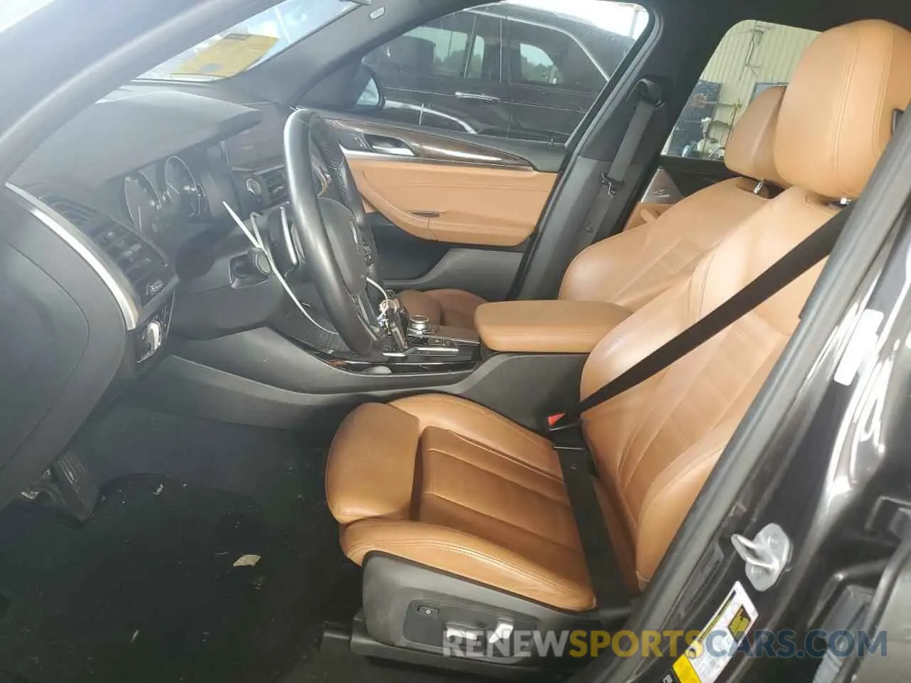 7 Photograph of a damaged car 5UXTY5C04M9G15247 BMW X3 2021