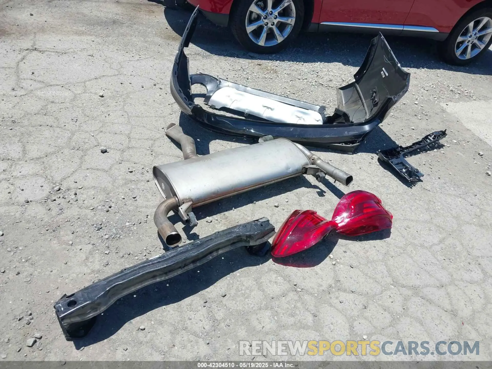 12 Photograph of a damaged car 5UXTY5C04M9G83791 BMW X3 2021