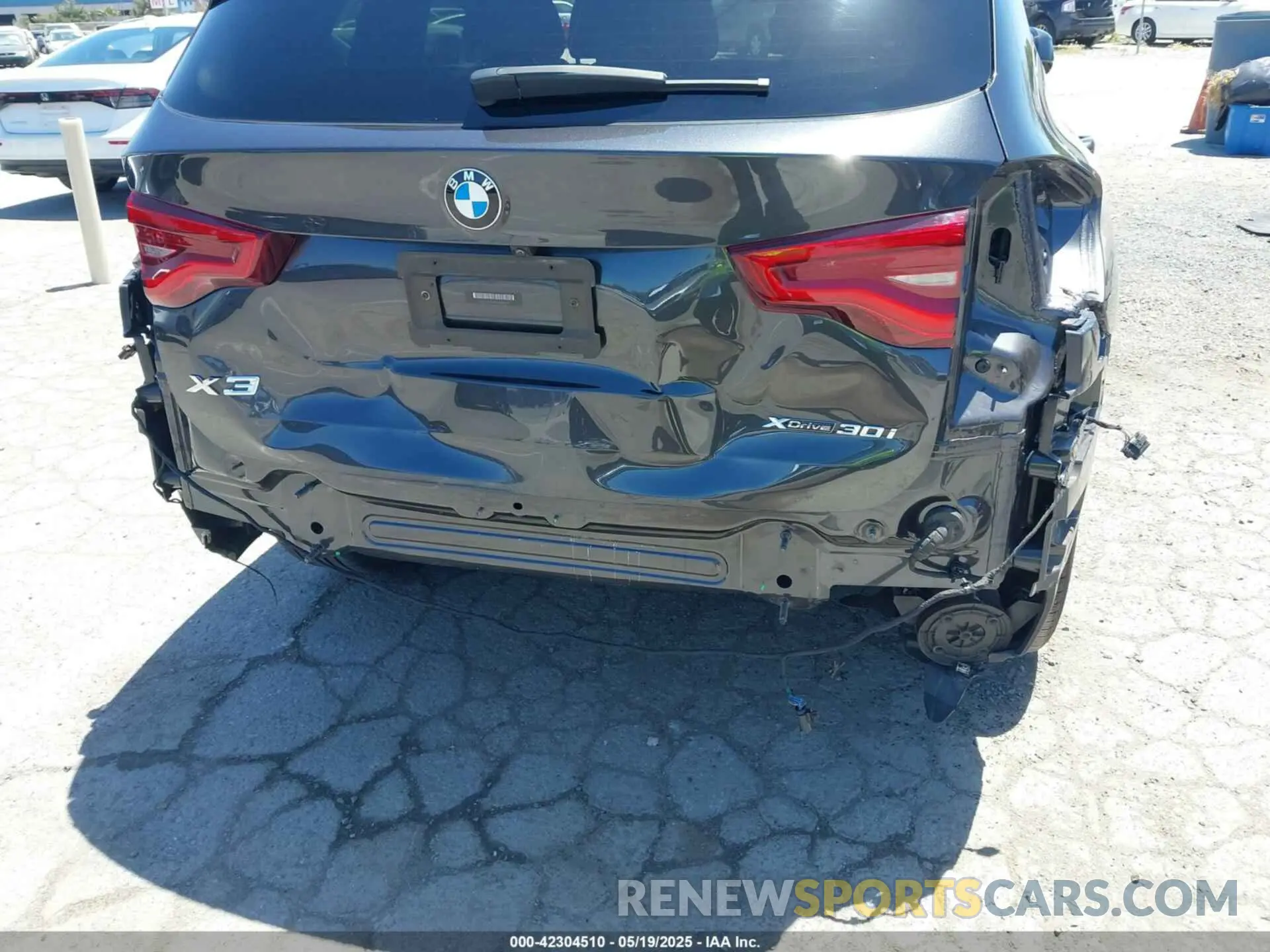 6 Photograph of a damaged car 5UXTY5C04M9G83791 BMW X3 2021