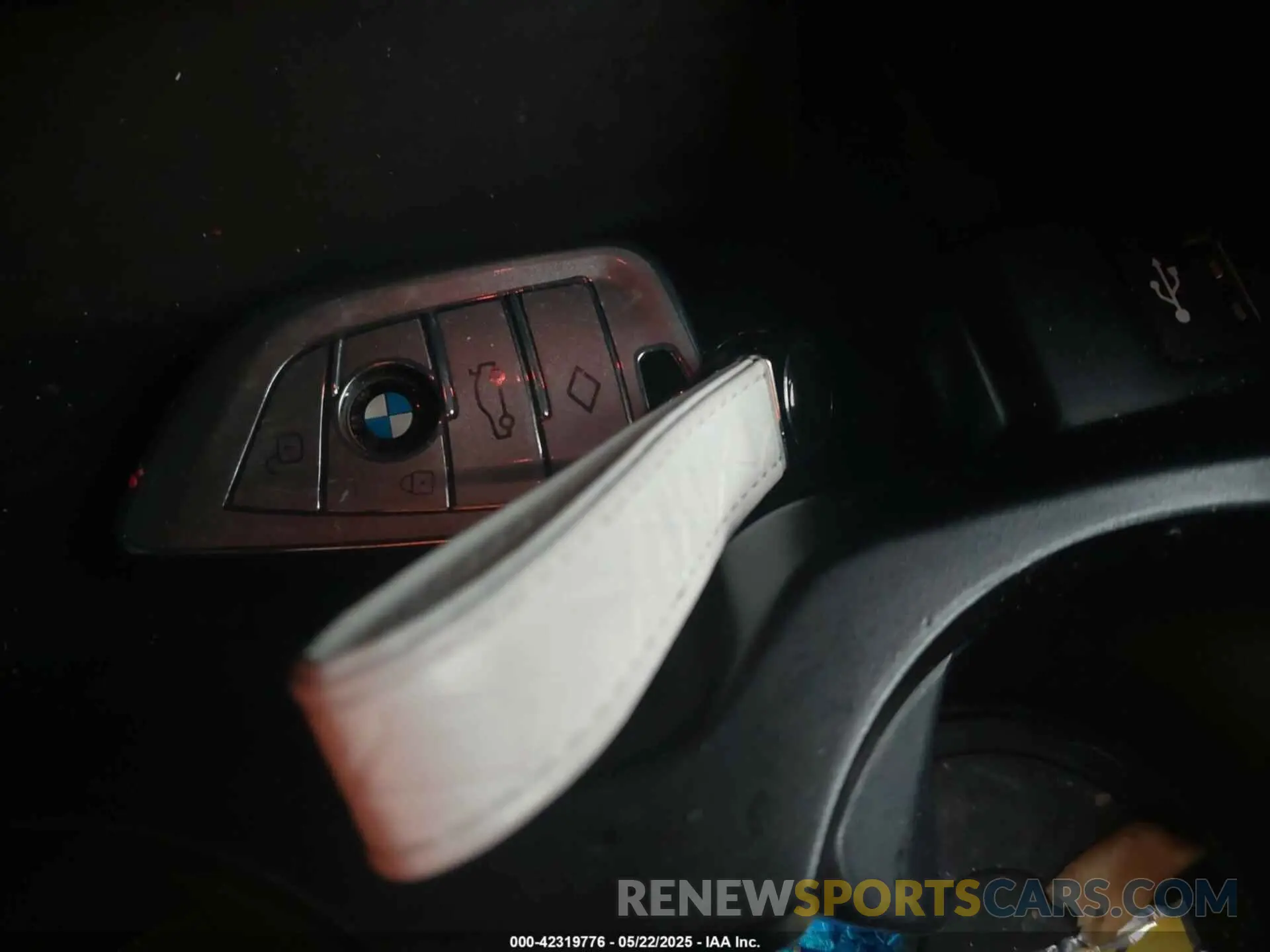 11 Photograph of a damaged car 5UXTY5C04M9H23108 BMW X3 2021